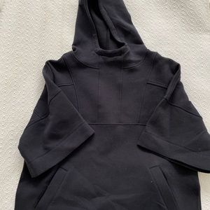 Oversized black quarter sleeve hoodie